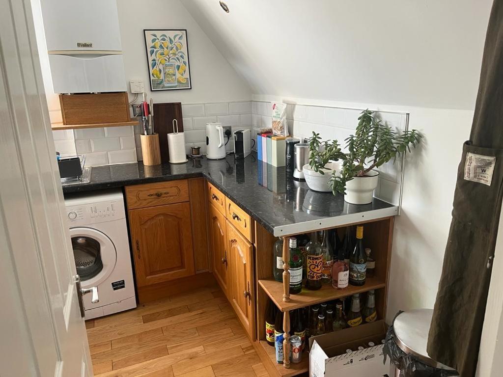 2 Bedroom Top Floor Flat, West Dulwich Free Street Parking لندن المظهر الخارجي الصورة